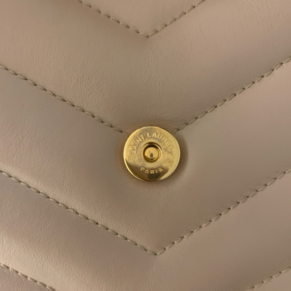 100% authentic YSL toy lou lou Handbag - Picture 2 of 11